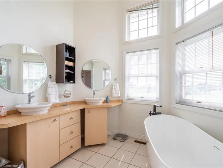 692 Concession 5 Road W, Hamilton, ON, L8B 1L6 - 17