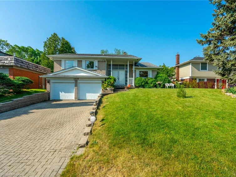 1129 Scenic Drive, Hamilton, ON, L9C 1H8 - 2