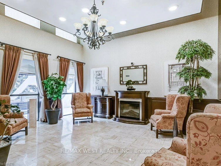 PH5-3650 Kaneff Crescent, Mississauga, ON, L5A 4A1 - 6