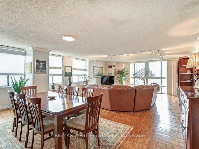 PH5-3650 Kaneff Crescent, Mississauga, ON, L5A 4A1 - 16