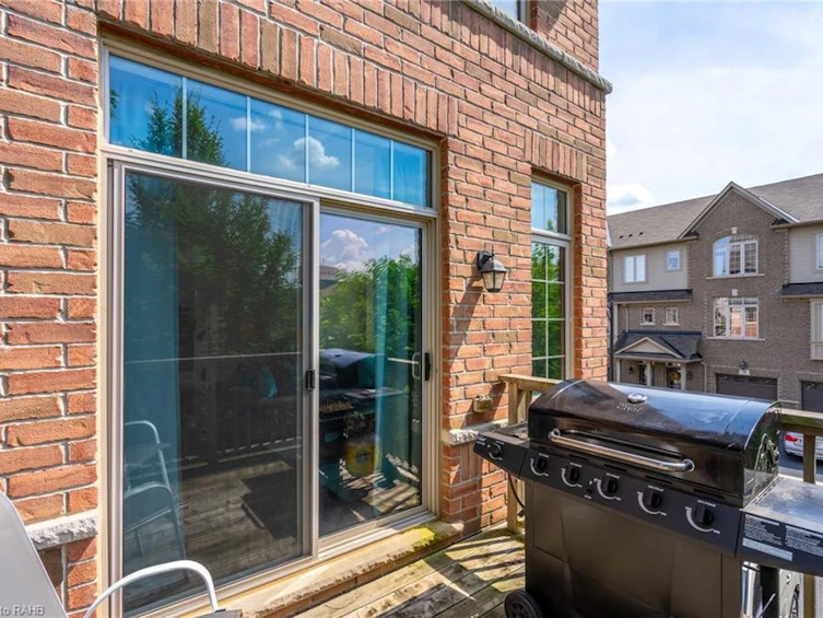11-257 Parkside Drive, Hamilton, ON, L8B 0W5 - 25