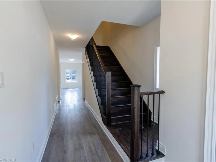 115-305 Garner Road W, Hamilton, ON, L9G 0H5 - 3