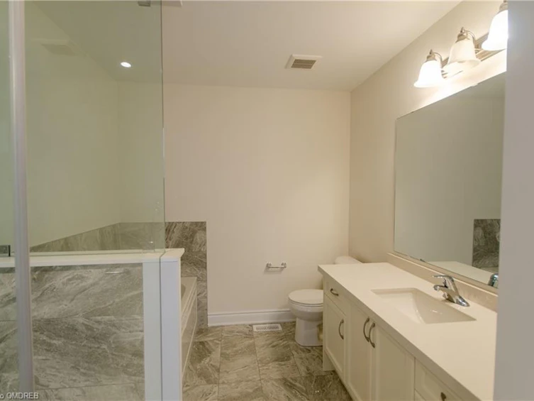 115-305 Garner Road W, Hamilton, ON, L9G 0H5 - 14