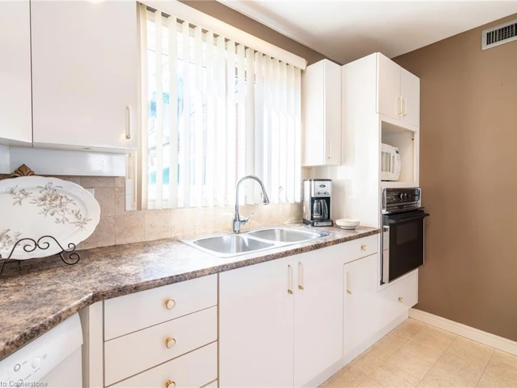 204 Concession Street, Hamilton, ON, L9A 1A9 - 17