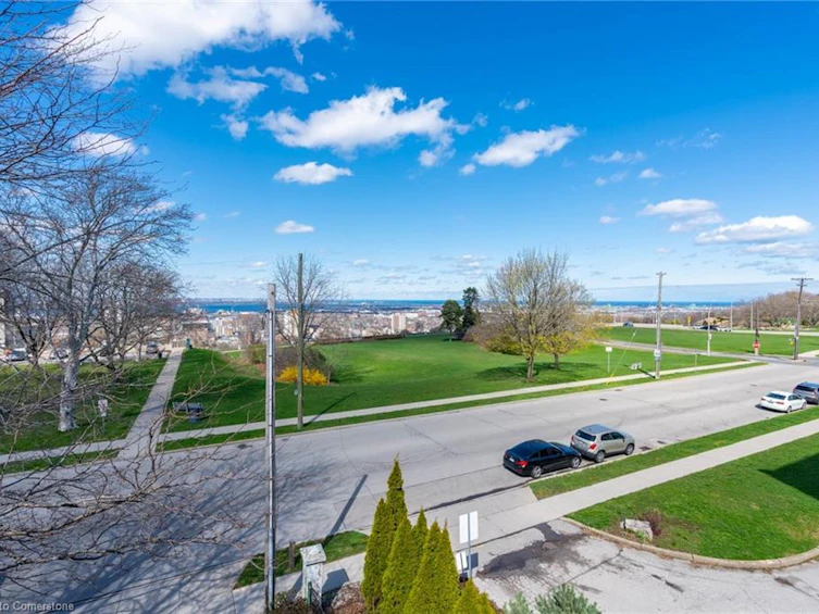 204 Concession Street, Hamilton, ON, L9A 1A9 - 38