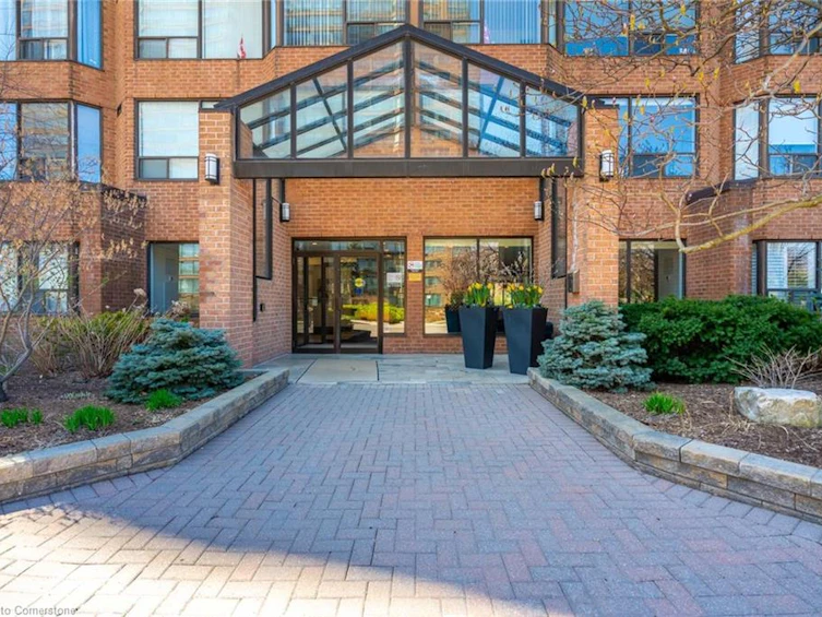 1403-1270 Maple Crossing Boulevard, Burlington, ON, L7S 2J3 - 3