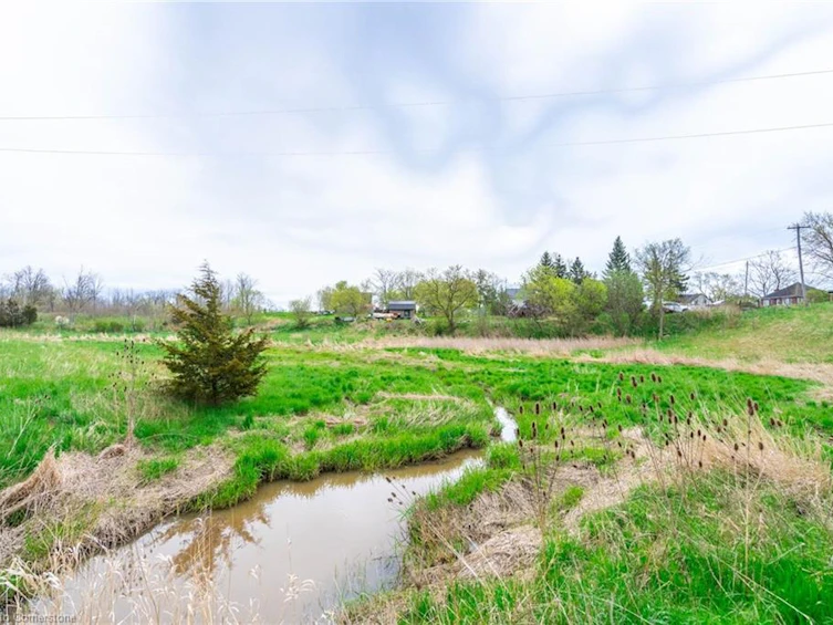 7203 Canborough Road, West Lincoln, ON, N1A 2W1 - 17