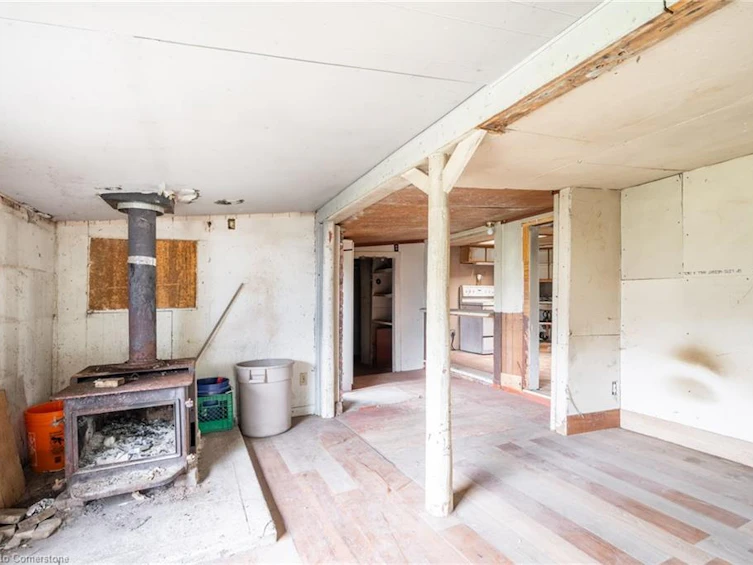 7203 Canborough Road, West Lincoln, ON, N1A 2W1 - 4