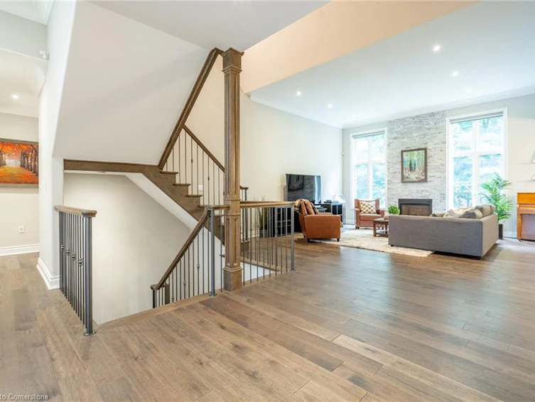 374 Woodworth Drive W, Hamilton, ON, L9G 2N3 - 12
