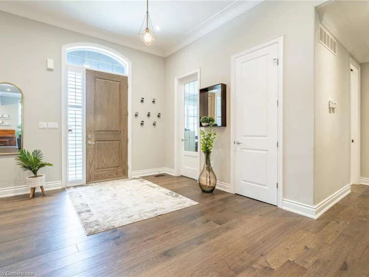374 Woodworth Drive W, Hamilton, ON, L9G 2N3 - 8
