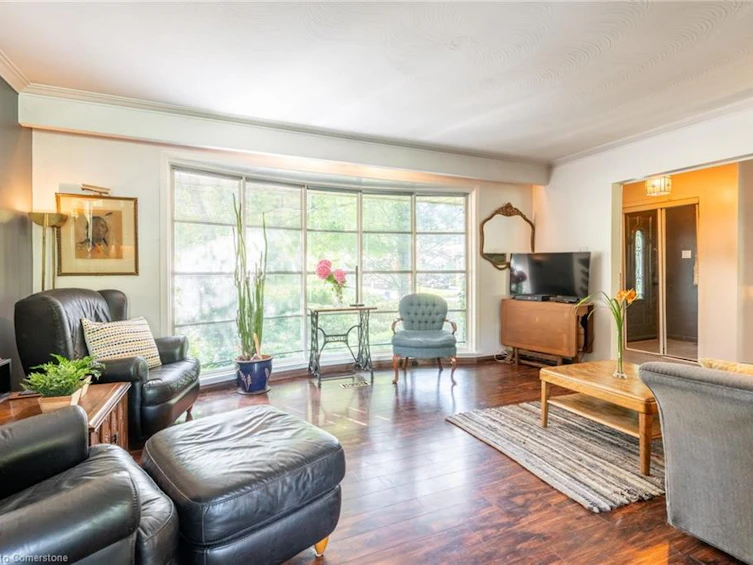 5203 Mulberry Drive, Burlington, ON, L7L 3P6 - 6