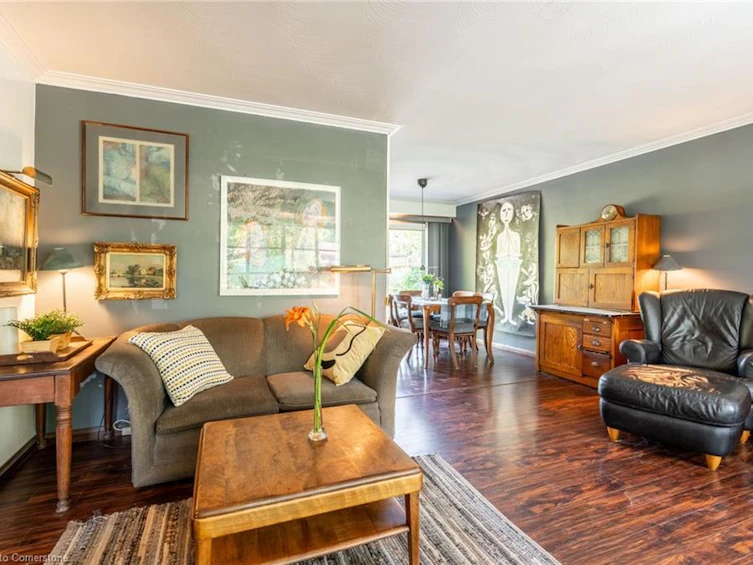 5203 Mulberry Drive, Burlington, ON, L7L 3P6 - 7