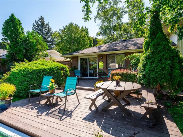 5203 Mulberry Drive, Burlington, ON, L7L 3P6 - 30