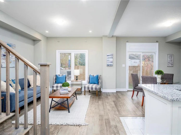 3 Alayche Trail, Welland, ON, L3C 0T7 - 3