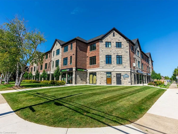 207-2620 Binbrook Road, Hamilton, ON, L0R 1C0