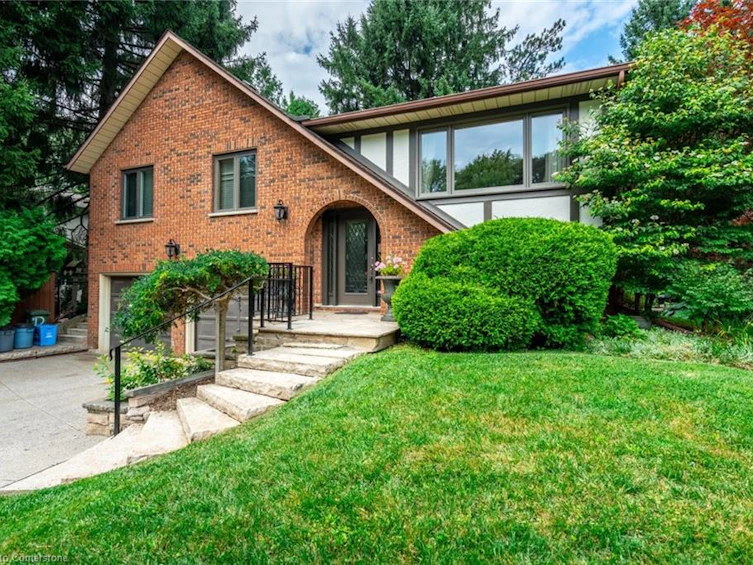 243 Wilson Street W, Hamilton, ON, L9G 3N4 - 2
