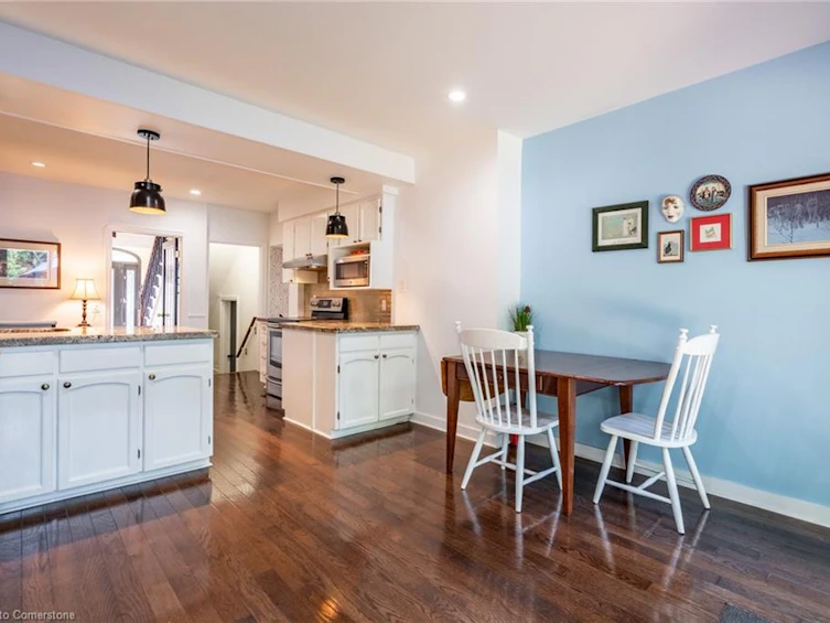 60 Inverness Avenue W, Hamilton, ON, L9C 1A4 - 17