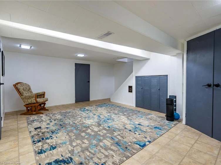 60 Inverness Avenue W, Hamilton, ON, L9C 1A4 - 34