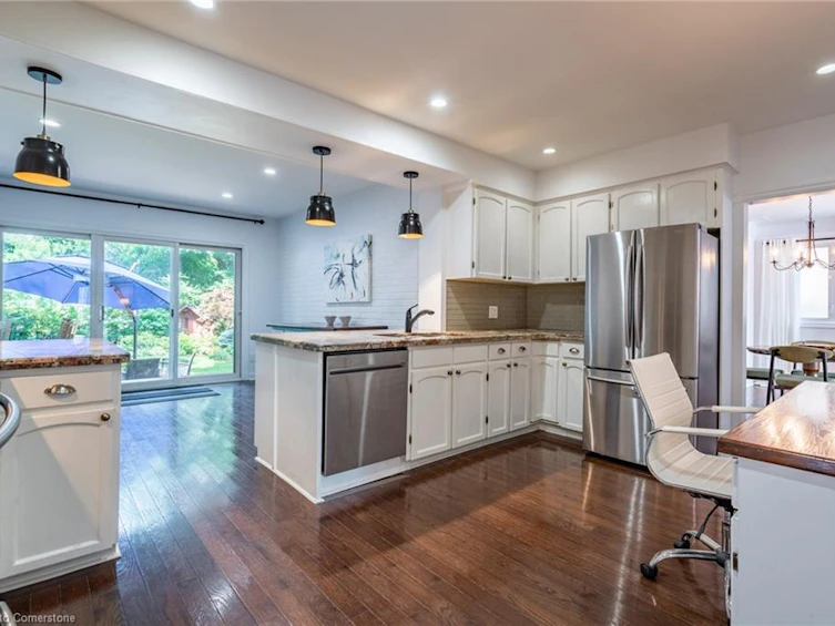 60 Inverness Avenue W, Hamilton, ON, L9C 1A4 - 14
