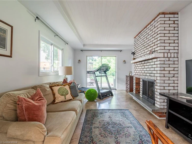 60 Inverness Avenue W, Hamilton, ON, L9C 1A4 - 19
