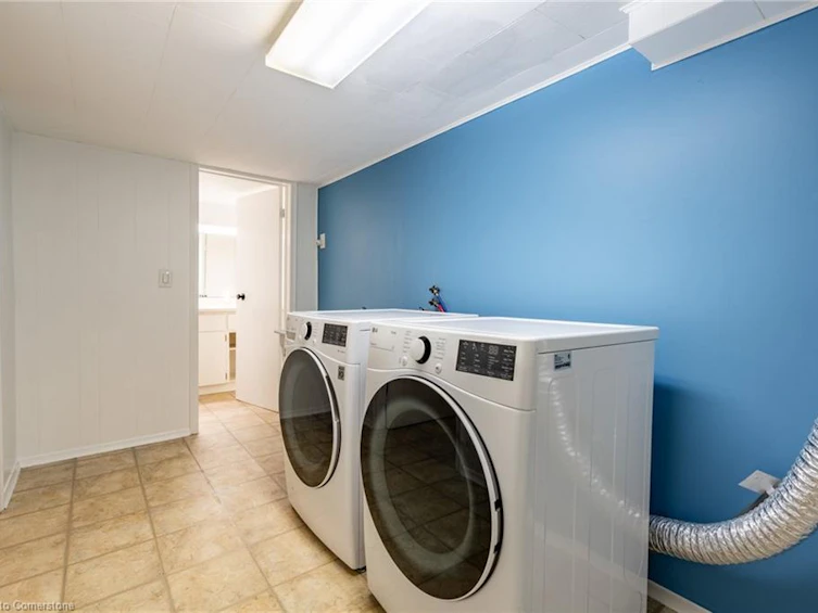 60 Inverness Avenue W, Hamilton, ON, L9C 1A4 - 35