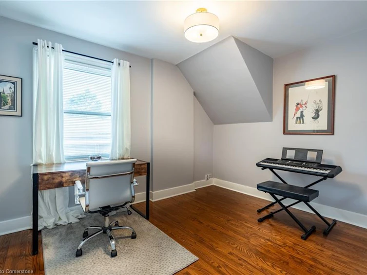 60 Inverness Avenue W, Hamilton, ON, L9C 1A4 - 29