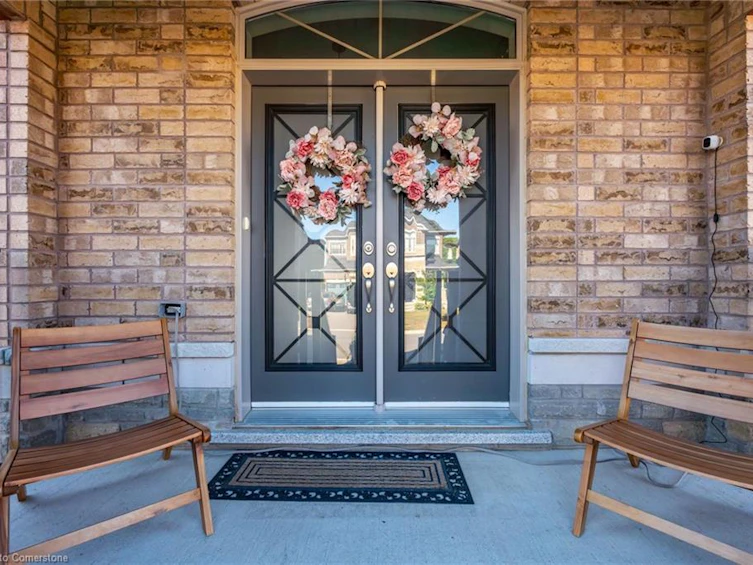 282 Humphrey Street, Hamilton, ON, L8B 1X4 - 2