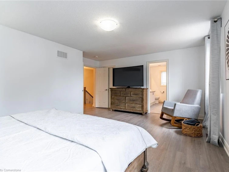 282 Humphrey Street, Hamilton, ON, L8B 1X4 - 19