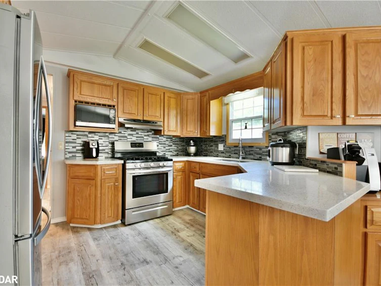 3 St. James Place, Wasaga Beach, ON, L9Z 3A8 - 11