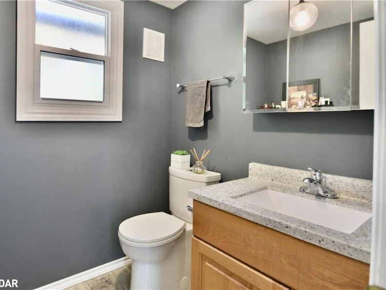 3 St. James Place, Wasaga Beach, ON, L9Z 3A8 - 21