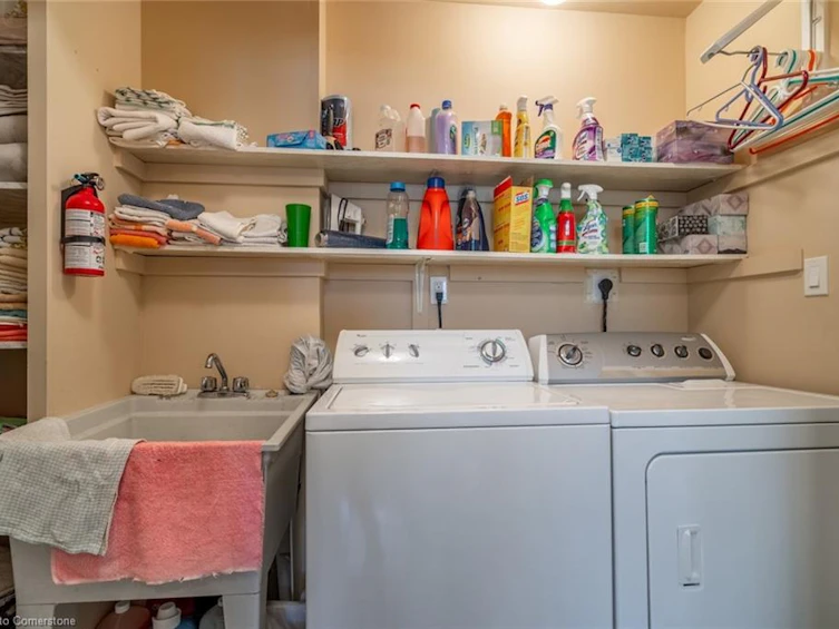 81 Hamilton Street N, Hamilton, ON, L0R 2H0 - 36
