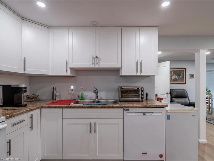 81 Hamilton Street N, Hamilton, ON, L0R 2H0 - 15