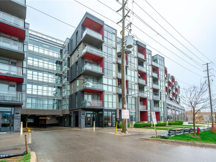 A428-5230 Dundas Street, Burlington, ON, L7L 0J5