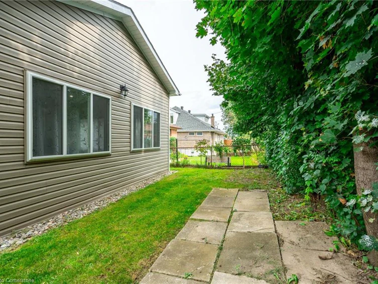 111 Westhumber Boulevard, Toronto, ON, M9W 3M9 - 33