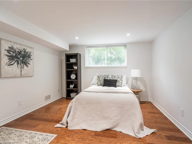 656 King Road, Burlington, ON, L7T 3K4 - 26