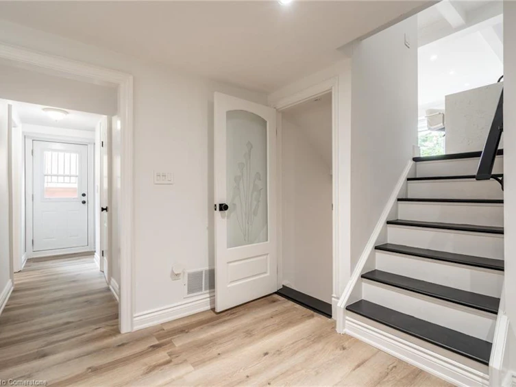 656 King Road, Burlington, ON, L7T 3K4 - 22