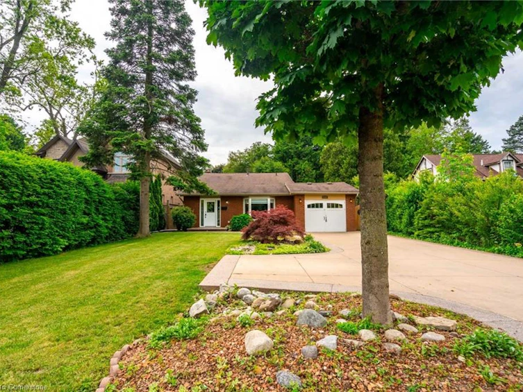 656 King Road, Burlington, ON, L7T 3K4 - 3