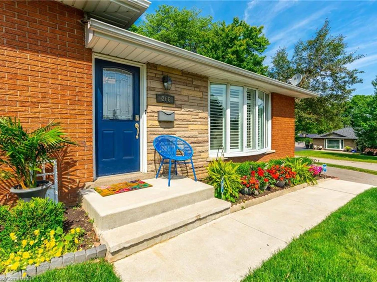 266 Alma Lane, Hamilton, ON, L9G 2T5 - 4