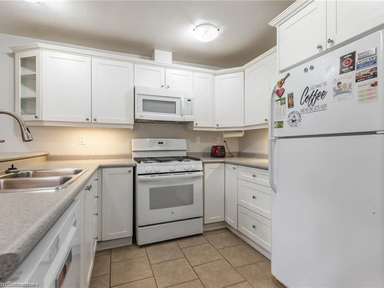 4539 Ontario Street, Lincoln, ON, L3J 0B7 - 8