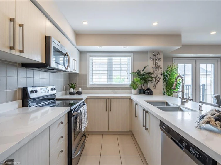 125-2441 Greenwich Drive, Oakville, ON, L6M 0S3 - 13