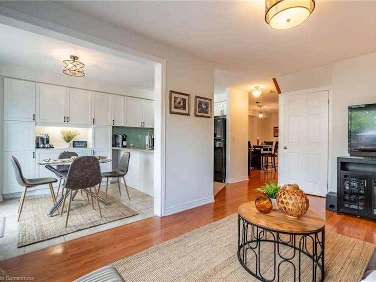 67 Golden Iris Crescent, Hamilton, ON, L8B 0R6 - 7