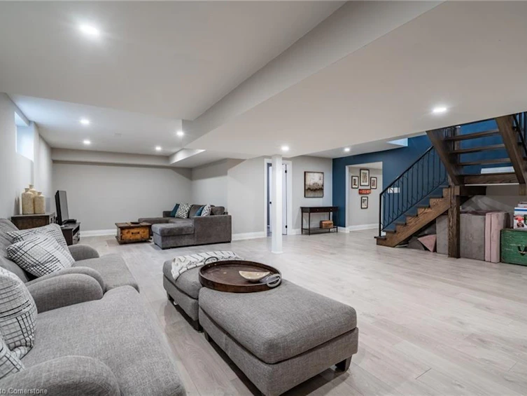 81 Flanders Drive, Hamilton, ON, L8B 0G6 - 32
