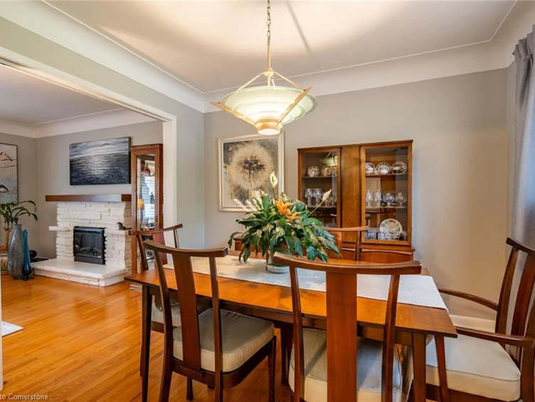 2434 Eileen Drive, Burlington, ON, L7R 1M8 - 10