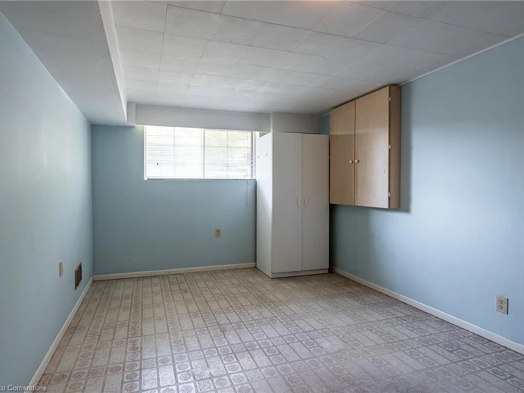 1465 Westbury Avenue, Burlington, ON, L7P 1M1 - 26
