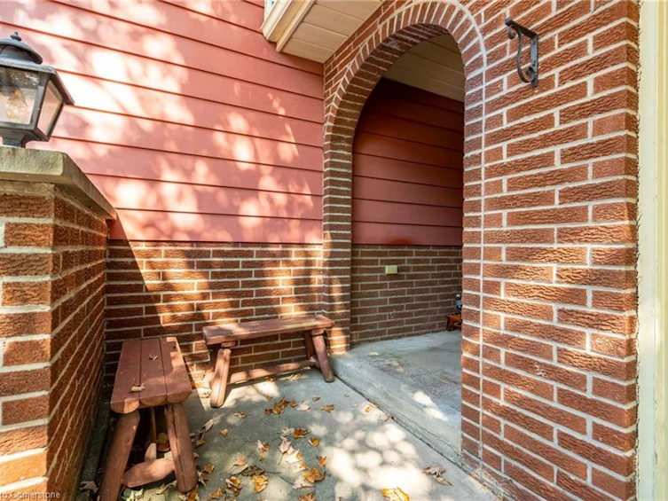 1465 Westbury Avenue, Burlington, ON, L7P 1M1 - 3