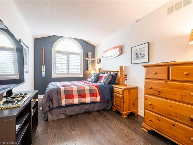 100 Boulding Avenue, Hamilton, ON, L8B 0M1 - 20