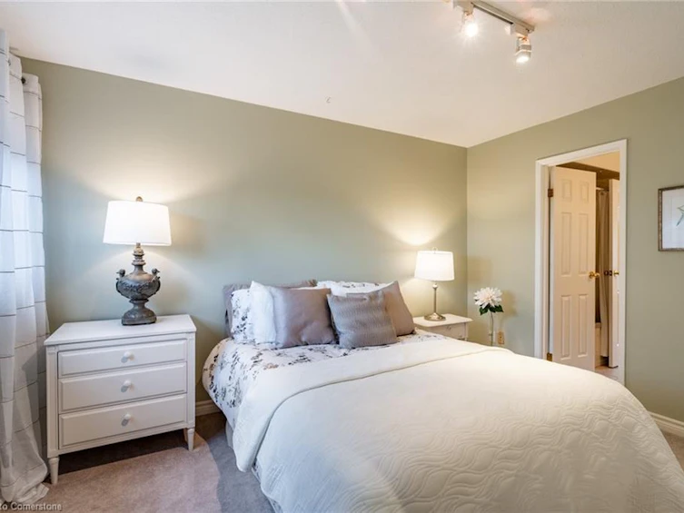 3-1552 Kerns Road, Burlington, ON, L7P 3A7 - 16