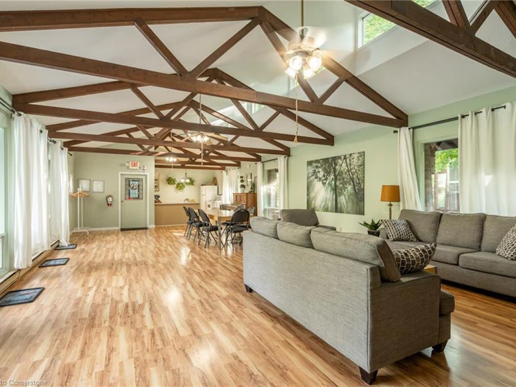 3-1552 Kerns Road, Burlington, ON, L7P 3A7 - 35