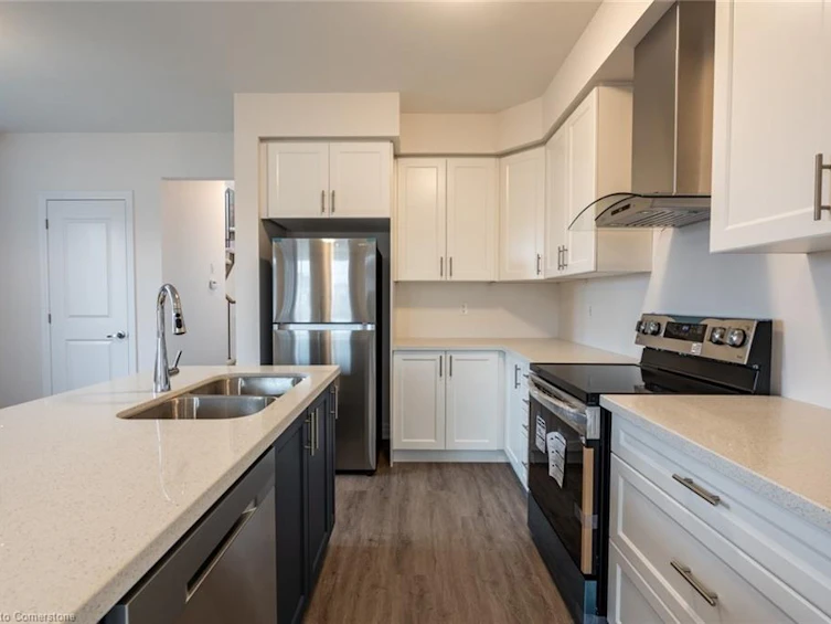 9201 Griffon Street, Niagara Falls, ON, L2G 3R6 - 7