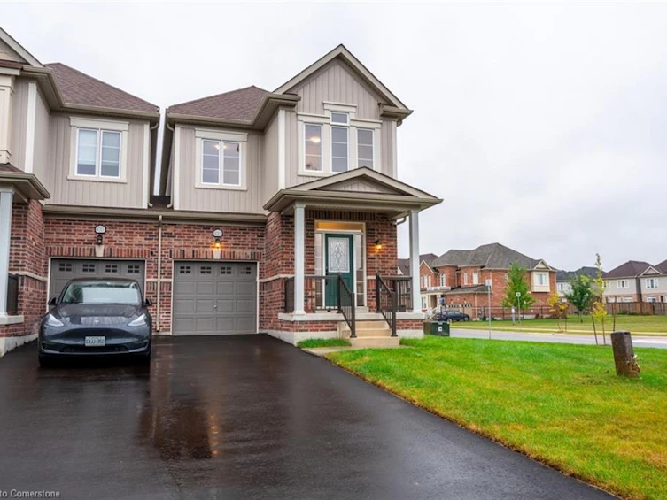 9201 Griffon Street, Niagara Falls, ON, L2G 3R6